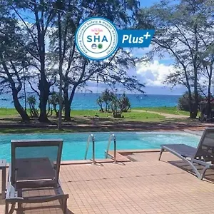 Hotell Coriacea Beachfront Boutique Phuket - Sha