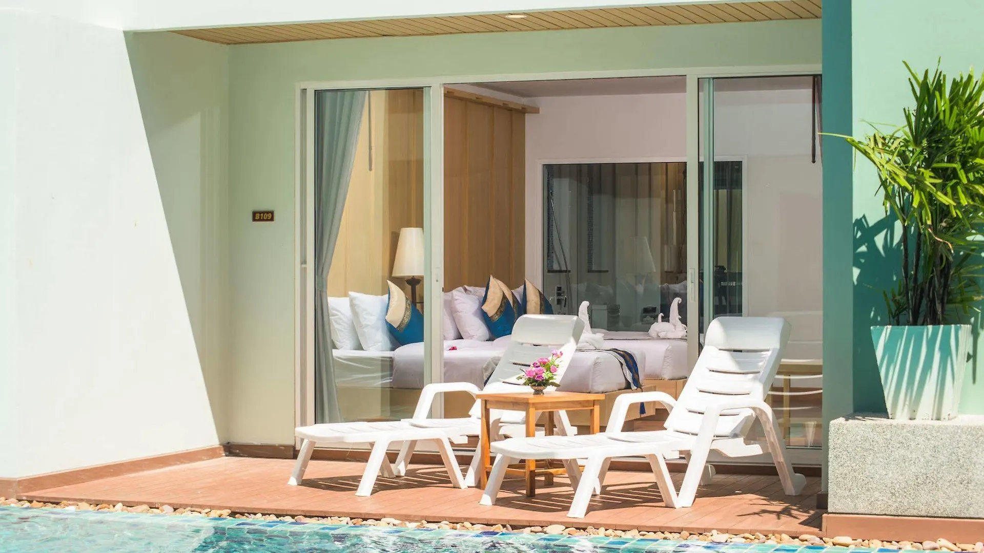 Phi Phi Harbour View Hotel-Sha Extra Plus 4*, Phi Phi-öarna Thailand