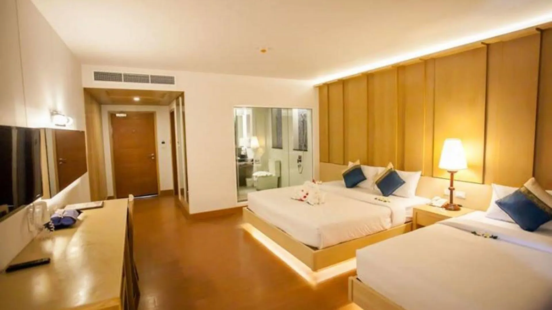 Hotel Phi Phi Harbour View Hotel-Sha Extra Plus